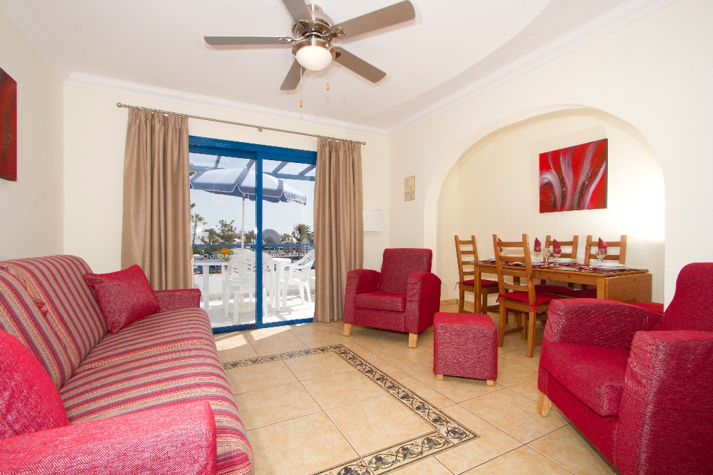 Puerto del Carmen 2 Bedroom Apartment sleeping 6 people